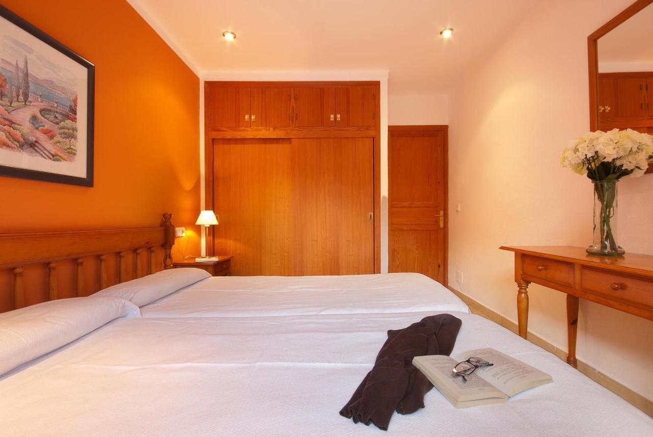 Pinos Altos 13 Apartman Cala de Sant Vicenc Kültér fotó