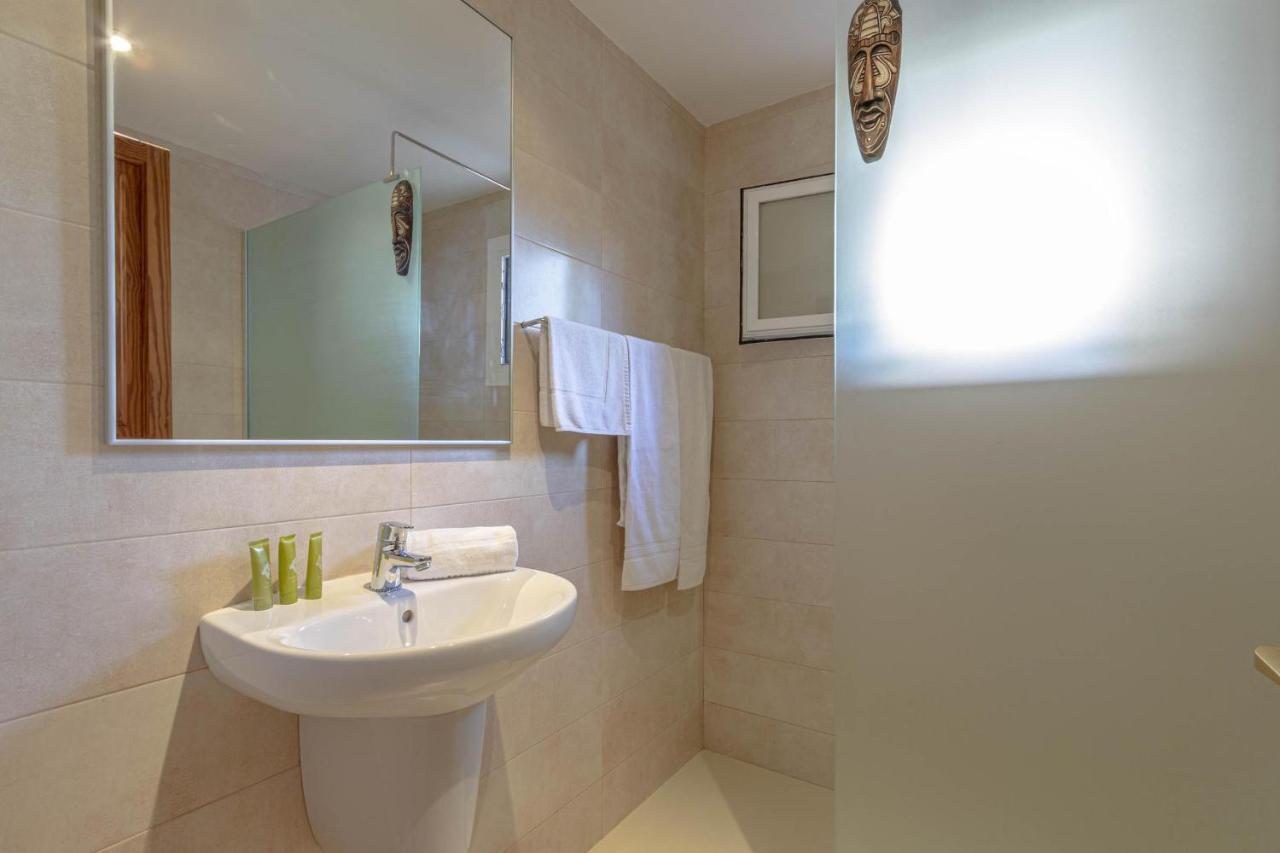 Pinos Altos 13 Apartman Cala de Sant Vicenc Kültér fotó